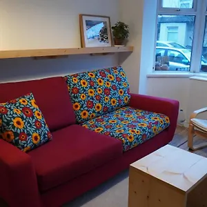  Holiday home Portallo Peace: A Sanctuary In The City. United Kingdom