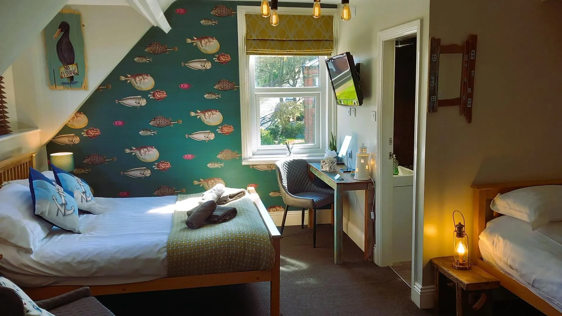 Ashburton House - B&B Scarborough 4*,  United Kingdom