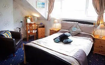 Ashburton House - B&B Scarborough 4*,